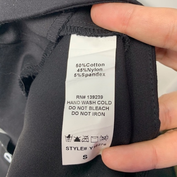 DO+BE Black Button Skirt - Picture 4 of 4